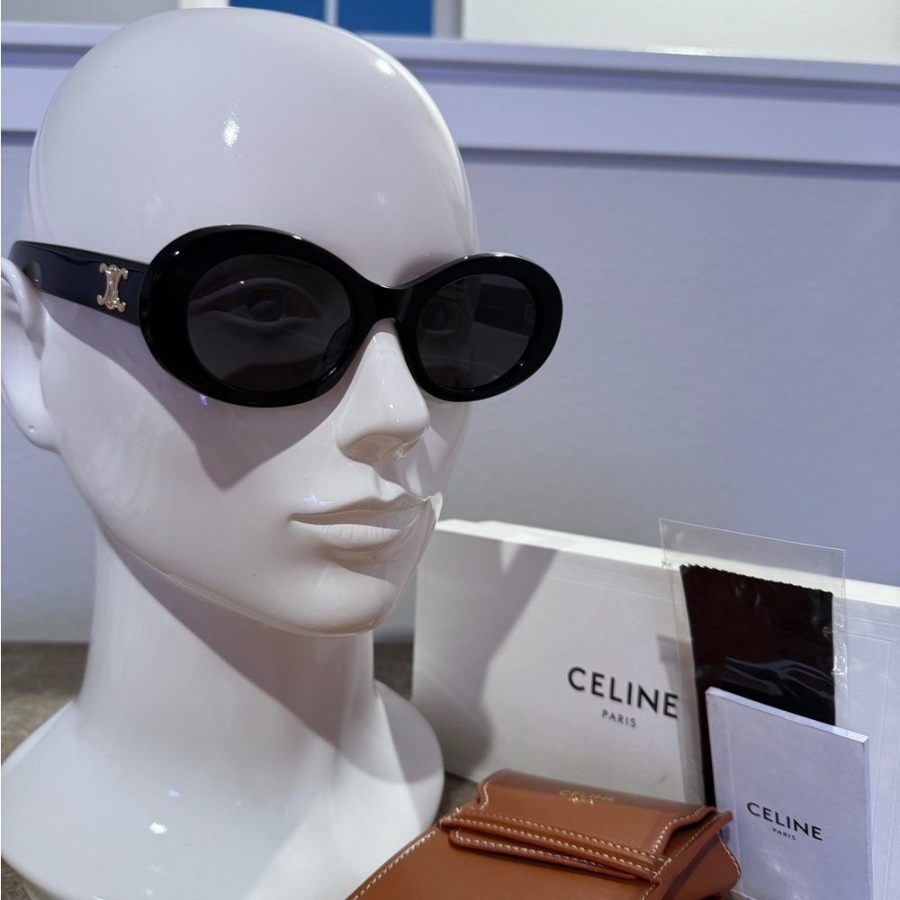 Celine Black Sunglasses with Gold Logo CL40194 - Picture 2 of 6